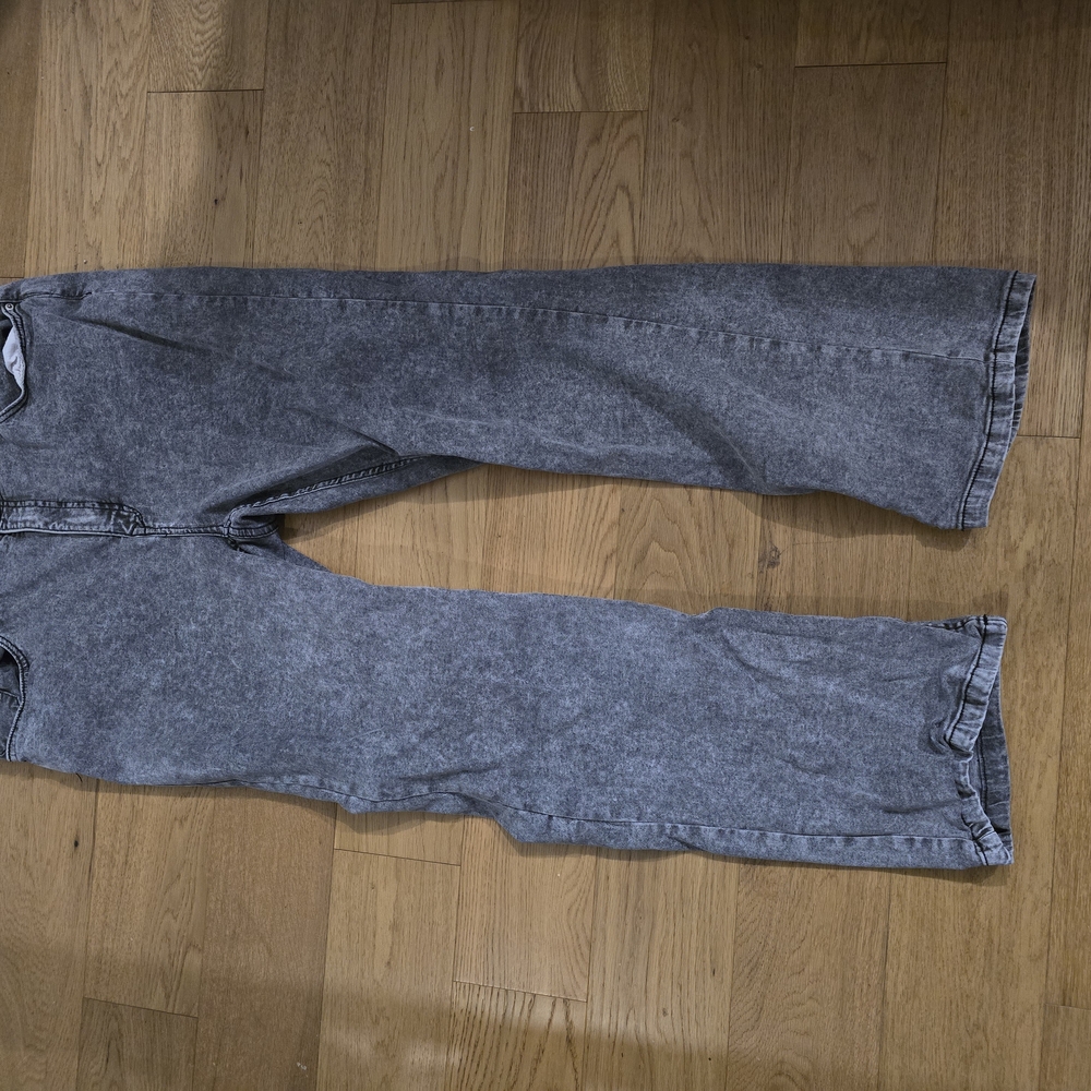Women's Gray Jeans